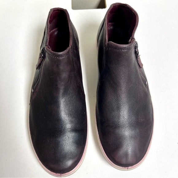 ECCO Soft 7 Low Bootie Women 9 Purple brown Leather Zip Sneaker Comfort Shoe - Picture 4 of 10